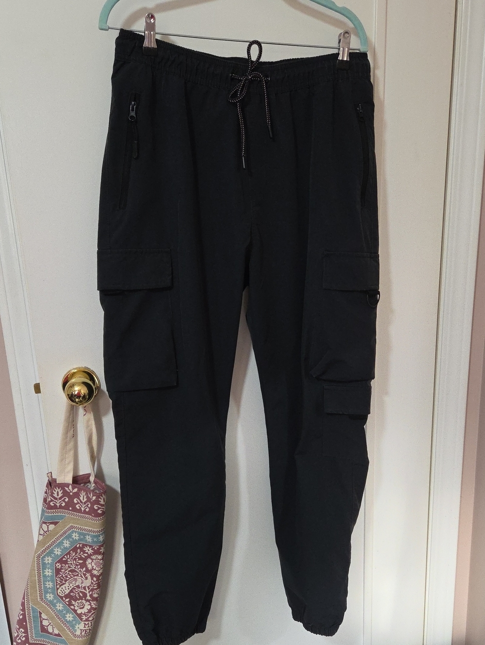 Men's Black Cargo Jogger Pants - Elastic Waist with Drawstring